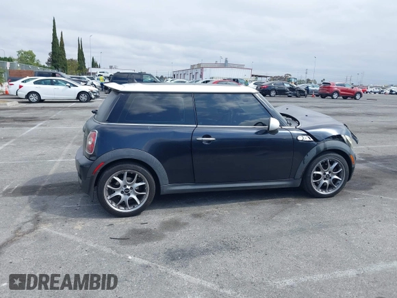 2007 MINI Hardtop S with VIN WMWMF73557TT80376, listed as a IAAI auction lot 42067228 with 174,262 mi miles and . Bid and sale history available at DreamBid. Image 13.