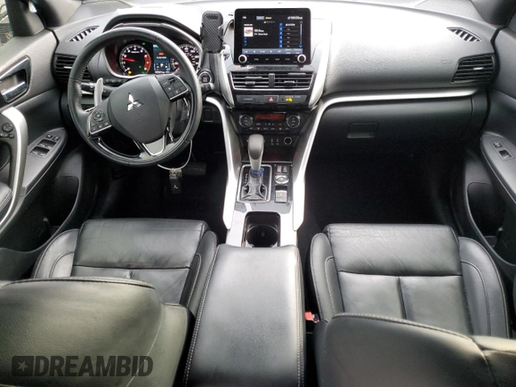 2022 Mitsubishi Eclipse Cross SE z VIN JA4ATWAA0NZ068298, wystawiony jako Copart lot #53016485 z przebiegiem 35 641 mil mil oraz Szkoda całkowita • Salvage title. Historia ofert i sprzedaży dostępna na DreamBid. Obrazek 8.