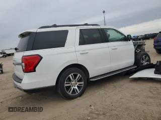 2022 Ford Expedition XLT with VIN 1FMJU1JT9NEA09633, listed as a Copart auction lot 45299235 with 75,486 mi miles and Salvage title. Bid and sale history available at DreamBid. Image 3.