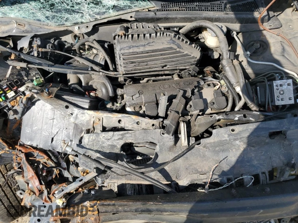 2004 Honda Civic LX z VIN 2HGES16654H933445, wystawiony jako Copart lot #60132685 z przebiegiem Nie podano mil oraz Nie do naprawy • Non repairable. Historia ofert i sprzedaży dostępna na DreamBid. Obrazek 11.