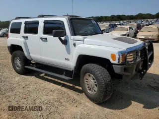 2007 Hummer H3 SUV with VIN 5GTDN13E178151918, listed as a Copart auction lot 70631414 with 199,020 mi miles and Salvage Title. Bid and sale history available at carsss.com. Image 4.