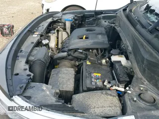 2023 Kia Seltos EX z VIN KNDERCAA1P7460287, wystawiony jako IAAI lot #42763497 z przebiegiem 66 740 mil mil oraz . Historia ofert i sprzedaży dostępna na DreamBid. Obrazek 19.