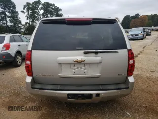 2008 Chevrolet Suburban 3LT z VIN 3GNFC160X8G198938, wystawiony jako Copart lot #83421604 z przebiegiem Nie podano mil oraz Szkoda całkowita • Salvage title. Historia ofert i sprzedaży dostępna na DreamBid. Obrazek 6.