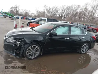 2016 Nissan Altima SR with VIN 1N4AL3AP8GC177922, listed as a IAAI auction lot 41802573 with 160,799 mi miles and . Bid and sale history available at carsss.com. Image 14.