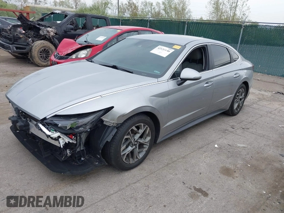2020 Hyundai Sonata SEL z VIN 5NPEL4JA7LH053779, wystawiony jako IAAI lot #42133140 z przebiegiem 67 705 mil mil oraz . Historia ofert i sprzedaży dostępna na DreamBid. Obrazek 17.
