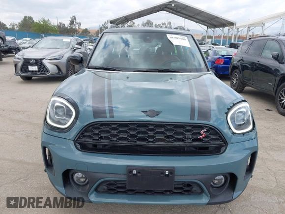 2024 MINI Countryman Cooper S with VIN WMZ53BR06R3S30777, listed as a IAAI auction lot 41903400 with 8,300 mi miles and . Bid and sale history available at DreamBid. Image 12.