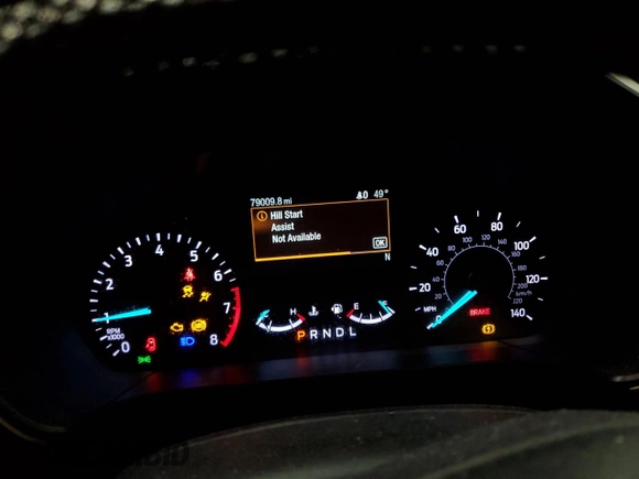 2020 Ford Escape SE z VIN 1FMCU9G67LUB00394, wystawiony jako Copart lot #49620545 z przebiegiem 79 009 mil mil oraz Nie do naprawy • Non repairable. Historia ofert i sprzedaży dostępna na DreamBid. Obrazek 9.