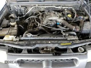 2001 Nissan Xterra XE with VIN 5N1ED28T81C560655, listed as a Copart auction lot 51832515 with 224,208 mi miles and Clean title. Bid and sale history available at DreamBid. Image 12.