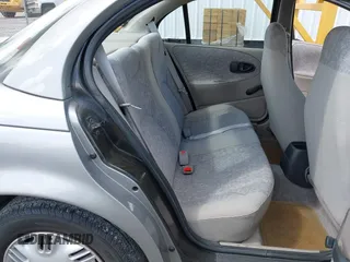 1997 Saturn SL z VIN 1G8ZH5285VZ117635, wystawiony jako IAAI lot #42153929 z przebiegiem 193 224 mil mil oraz . Historia ofert i sprzedaży dostępna na DreamBid. Obrazek 8.