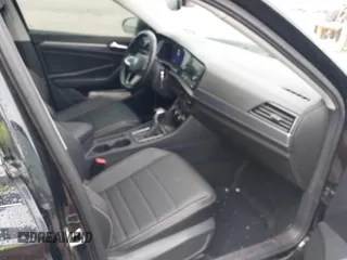 2023 Volkswagen Jetta SE with VIN 3VW7M7BU9PM013345, listed as a IAAI auction lot 42203990 with 15,859 mi miles and . Bid and sale history available at DreamBid. Image 5.