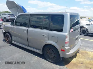 2006 Scion xB z VIN JTLKT324264122365, wystawiony jako IAAI lot #42315138 z przebiegiem 294 826 mil mil oraz . Historia ofert i sprzedaży dostępna na DreamBid. Obrazek 3.