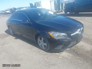 2016 Mercedes-Benz CLA with VIN WDDSJ4GB5GN304819, listed as a IAAI auction lot 40821158 with 82,726 mi miles. Bid and sale history available at carsss.com. Image 1.