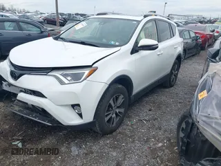 2018 Toyota RAV4 XLE with VIN JTMRFREV8JJ225065, listed as a IAAI auction lot 41940678 with 145,074 mi miles. Bid and sale history available at carsss.com. Image 17.
