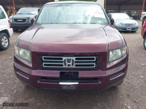 2008 Honda Ridgeline RTL with VIN 2HJYK16578H532810, listed as a IAAI auction lot 41948020 with 307,907 mi miles. Bid and sale history available at carsss.com. Image 6.