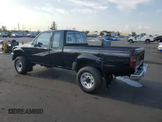 1993 Toyota Pickup z VIN JT4RN13P7P6049713, wystawiony jako Copart lot #58196075 z przebiegiem 151 289 mil mil oraz Tytuł czysty. Historia ofert i sprzedaży dostępna na DreamBid. Obrazek 2.