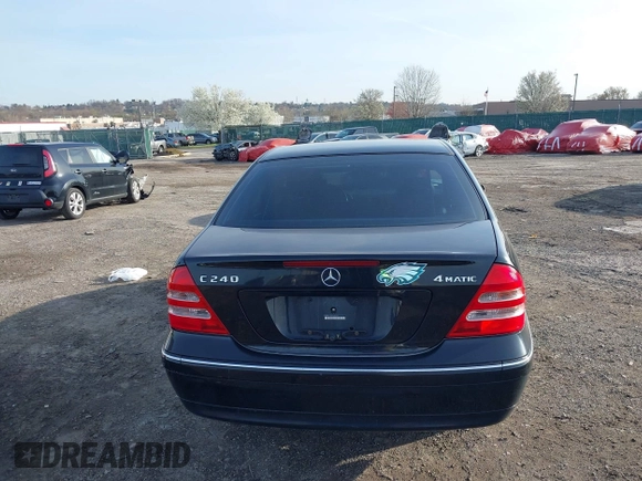 2004 Mercedes-Benz C 240 с VIN WDBRF81J84F536367, выставлен на аукционе IAAI как лот 41940002 с пробегом Не указан миль и . История ставок и продаж доступна на DreamBid. Изображение 17.