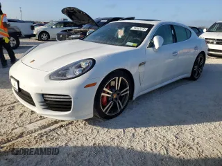 2015 Porsche Panamera Turbo with VIN WP0AC2A73FL070117, listed as a Copart auction lot 76862414 with 0 mi miles and Salvage Title. Bid and sale history available at carsss.com. Image 1.