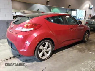 2015 Hyundai Veloster with VIN KMHTC6AD1FU228644, listed as a Copart auction lot 70176233 with 117,359 mi miles. Bid and sale history available at carsss.com. Image 3.