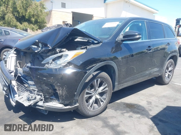 2018 Toyota Highlander LE with VIN 5TDZZRFH7JS265754, listed as a IAAI auction lot 41988890 with 120,082 mi miles and . Bid and sale history available at DreamBid. Image 18.