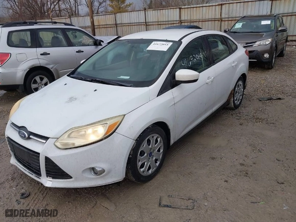 2012 Ford Focus SE with VIN 1FAHP3F21CL216439, listed as a IAAI auction lot 41672015 with 194,143 mi miles. Bid and sale history available at carsss.com. Image 2.