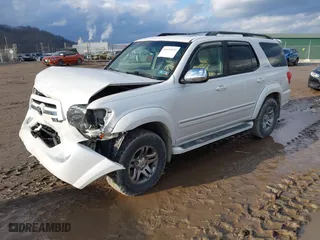 2007 Toyota Sequoia Limited with VIN 5TDBT48A87S289768, listed as a IAAI auction lot 41695525 with 288,150 mi miles. Bid and sale history available at carsss.com. Image 18.