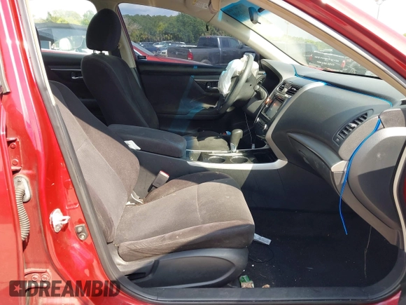 2013 Nissan Altima 2.5 S with VIN 1N4AL3AP0DC237851, listed as a IAAI auction lot 41912800 with 163,361 mi miles and . Bid and sale history available at carsss.com. Image 5.