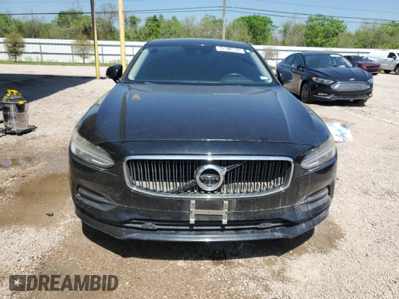 2017 Volvo S90 Momentum with VIN YV1A22MK8H1004500, listed as a Copart auction lot 49514025 with 85,847 mi miles and Clean Title. Bid and sale history available at carsss.com. Image 5.