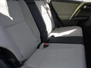 2018 Toyota RAV4 XLE with VIN 2T3WFREVXJW444002, listed as a IAAI auction lot 41795600 with 115,120 mi miles. Bid and sale history available at carsss.com. Image 8.