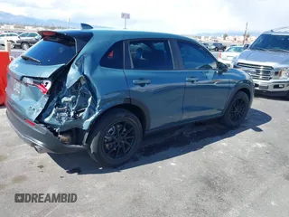 2024 Honda HR-V Sport with VIN 3CZRZ1H57RM708270, listed as a IAAI auction lot 41750271 with 31,326 mi miles. Bid and sale history available at carsss.com. Image 4.