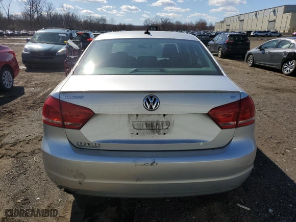 2012 Volkswagen Passat SE with VIN 1VWBP7A31CC095240, listed as a Copart auction lot 50832545 with 116,154 mi miles and Clean Title. Bid and sale history available at carsss.com. Image 6.