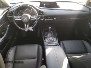 2021 Mazda CX-30 Preferred with VIN 3MVDMACL7MM205611, listed as a Copart auction lot 82017434 with 19,360 mi miles and Salvage Title. Bid and sale history available at DreamBid. Image 8.