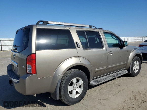 2005 Nissan Pathfinder LE with VIN 5N1AR18U35C736200, listed as a Copart auction lot 52215615 with 166,451 mi miles and Clean title. Bid and sale history available at DreamBid. Image 3.