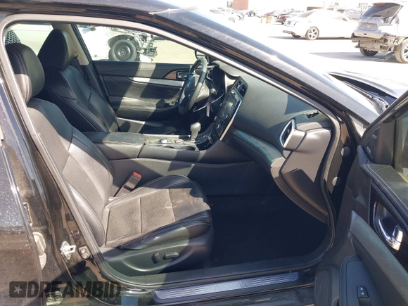 2018 Nissan Maxima SV with VIN 1N4AA6AP4JC390509, listed as a IAAI auction lot 42016247 with 67,345 mi miles and . Bid and sale history available at DreamBid. Image 5.