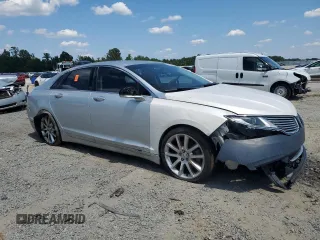 2014 Lincoln MKZ with VIN 3LN6L2GKXER822019, listed as a Copart auction lot 66097974 with 249,129 mi miles and Salvage Title. Bid and sale history available at DreamBid. Image 4.