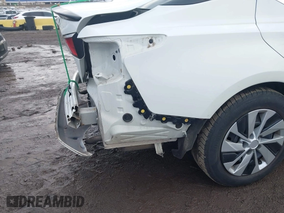 2019 Nissan Altima S with VIN 1N4BL4BVXKC159535, listed as a IAAI auction lot 41136702 with 90,380 mi miles and . Bid and sale history available at carsss.com. Image 18.