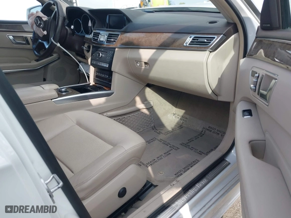 2016 Mercedes-Benz E-Class E 350 Sport with VIN WDDHF5KB4GB255588, listed as a IAAI auction lot 41547556 with 72,981 mi miles. Bid and sale history available at carsss.com. Image 5.