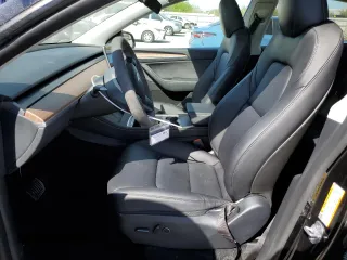 2024 Tesla Model Y Long Range z VIN 7SAYGAEE3RF089122, wystawiony jako Copart lot #52732035 z przebiegiem 15 486 mil mil oraz Szkoda całkowita • Salvage title. Historia ofert i sprzedaży dostępna na DreamBid. Obrazek 7.
