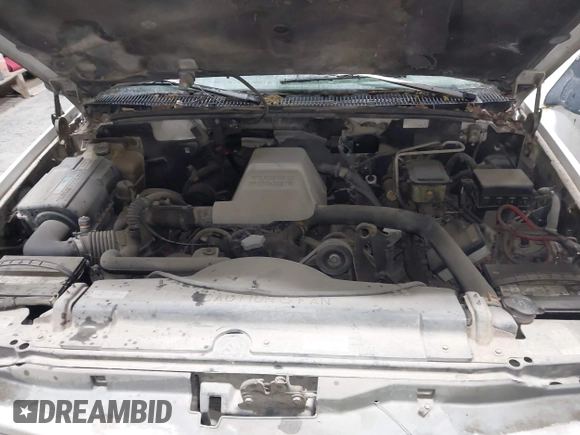 1997 GMC Sierra 3500 z VIN 1GTHK33F4VF004765, wystawiony jako IAAI lot #42053137 z przebiegiem 129 249 mil mil oraz . Historia ofert i sprzedaży dostępna na DreamBid. Obrazek 10.