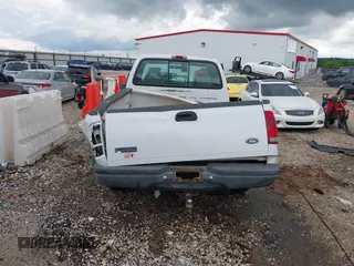 1999 Ford F-250 XL с VIN 1FTNF20L7XEA00374, выставлен на аукционе IAAI как лот 42210425 с пробегом 73 885 миль миль и . История ставок и продаж доступна на DreamBid. Изображение 17.