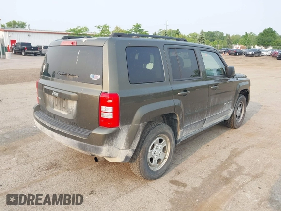 2016 Jeep Patriot Sport z VIN 1C4NJRBB9GD579952, wystawiony jako IAAI lot #42422182 z przebiegiem 186 686 mil mil oraz . Historia ofert i sprzedaży dostępna na DreamBid. Obrazek 4.