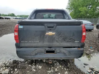2008 Chevrolet Avalanche LTZ with VIN 3GNFK12328G105235, listed as a Copart auction lot 56678465 with 160,447 mi miles and Salvage title. Bid and sale history available at DreamBid. Image 6.