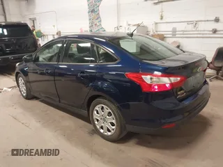 2012 Ford Focus SE z VIN 1FAHP3F24CL163493, wystawiony jako IAAI lot #42460399 z przebiegiem 147 016 mil mil oraz . Historia ofert i sprzedaży dostępna na DreamBid. Obrazek 3.