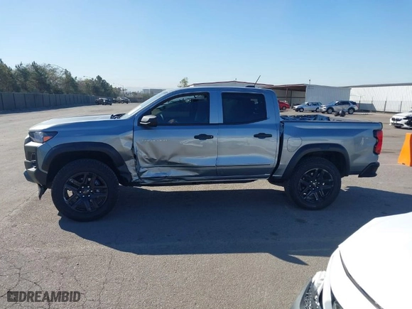 2024 Chevrolet Colorado 4WD Trail Boss with VIN 1GCPTEEK7R1123315, listed as a IAAI auction lot 41611991 with 10,368 mi miles. Bid and sale history available at carsss.com. Image 15.