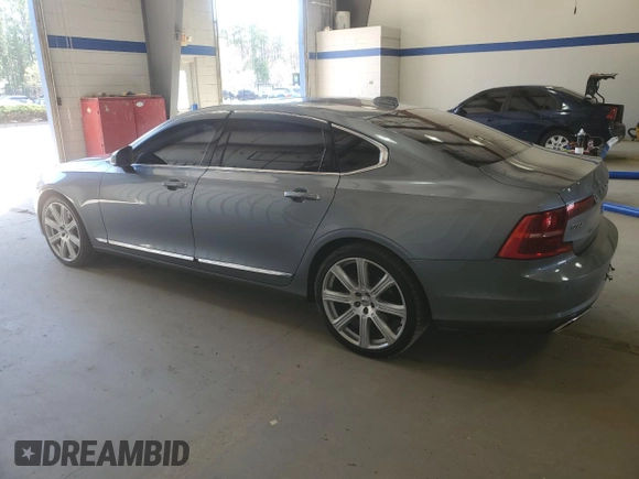 2018 Volvo S90 Inscription with VIN LVY992ML7JP019725, listed as a Copart auction lot 50724165 with 237,757 mi miles and Clean Title. Bid and sale history available at carsss.com. Image 2.