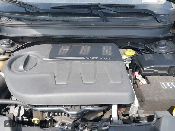 2015 Jeep Cherokee Limited with VIN 1C4PJLDS9FW516548, listed as a IAAI auction lot 42108725 with 122,190 mi miles and . Bid and sale history available at DreamBid. Image 10.