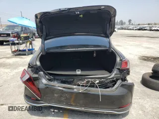 2022 Lexus ES 300h with VIN 58ADA1C14NU017588, listed as a Copart auction lot 60114915 with 110,205 mi miles and Salvage title. Bid and sale history available at DreamBid. Image 6.