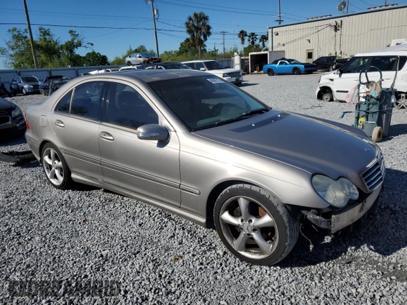 2006 Mercedes-Benz C 230 Sport with VIN WDBRF52H16E020113, listed as a Copart auction lot 49407715 with 179,344 mi miles and Salvage Title. Bid and sale history available at carsss.com. Image 4.