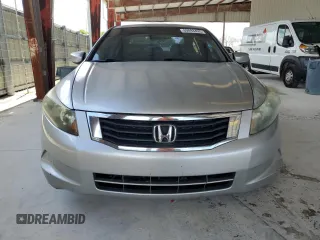 2008 Honda Accord EX-L z VIN 1HGCP26808A070137, wystawiony jako Copart lot #60093495 z przebiegiem 119 417 mil mil oraz Szkoda całkowita • Salvage title. Historia ofert i sprzedaży dostępna na DreamBid. Obrazek 5.