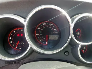 2005 Pontiac Vibe z VIN 5Y2SL63815Z476880, wystawiony jako Copart lot #57045735 z przebiegiem 209 789 mil mil oraz Szkoda całkowita • Salvage title. Historia ofert i sprzedaży dostępna na DreamBid. Obrazek 9.