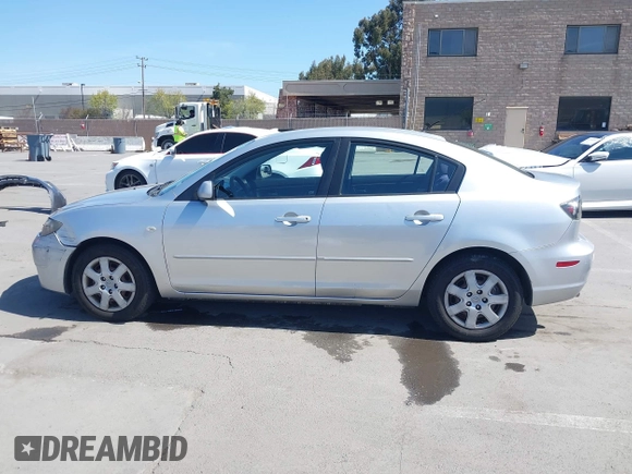 2008 Mazda 3 i Touring with VIN JM1BK12GX81184839, listed as a IAAI auction lot 41969238 with 197,387 mi miles and . Bid and sale history available at carsss.com. Image 14.